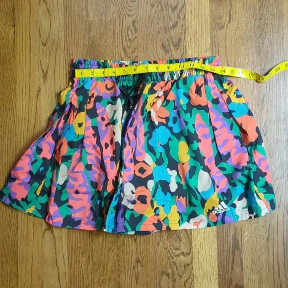 NWT High Waisted Multicolored Abstract Print Graphic Shorts Maximalist Athletic - Picture 8 of 13